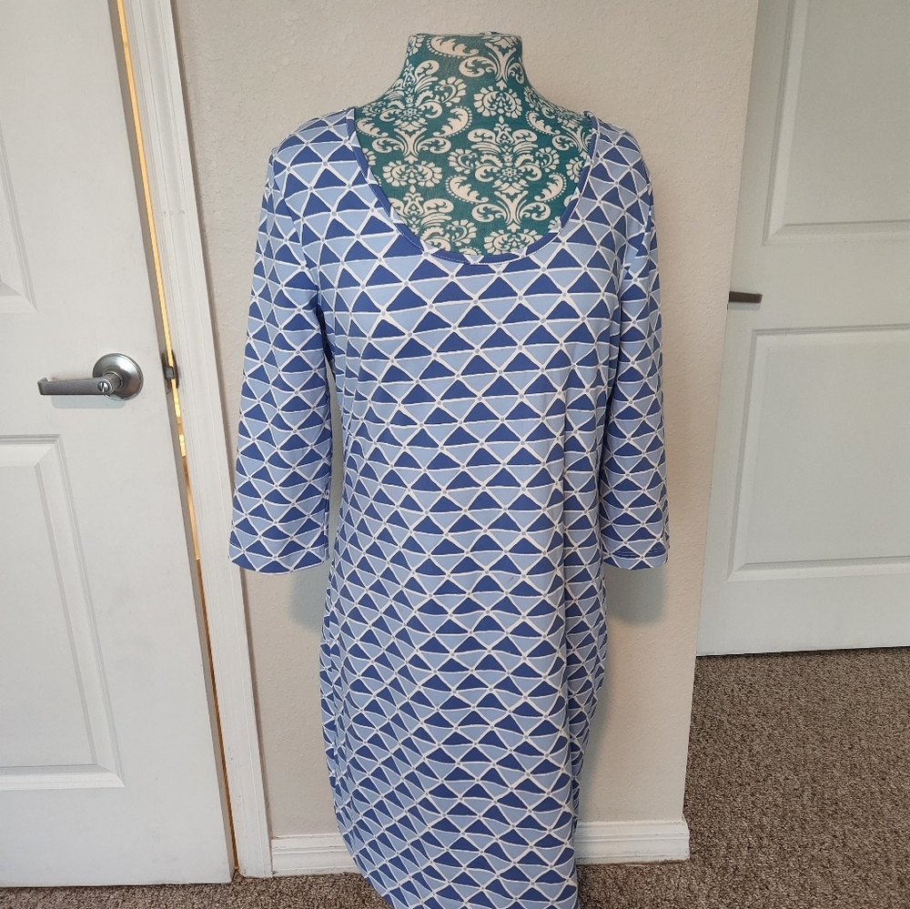 Persifor dresses - Picture 3 of 9